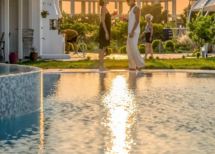 Depis Luxury Plaka (Naxos)