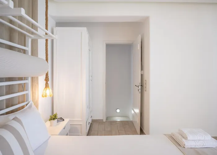 Depis Luxury Plaka (Naxos)