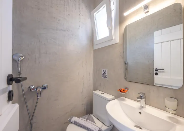 Depis Luxury Plaka (Naxos)