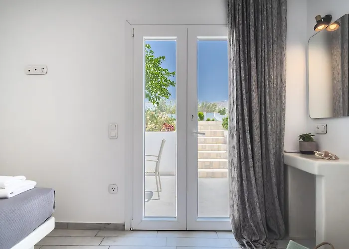 Depis Luxury Plaka (Naxos)