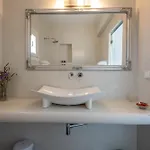Depis Luxury Naxos Apartmán *
